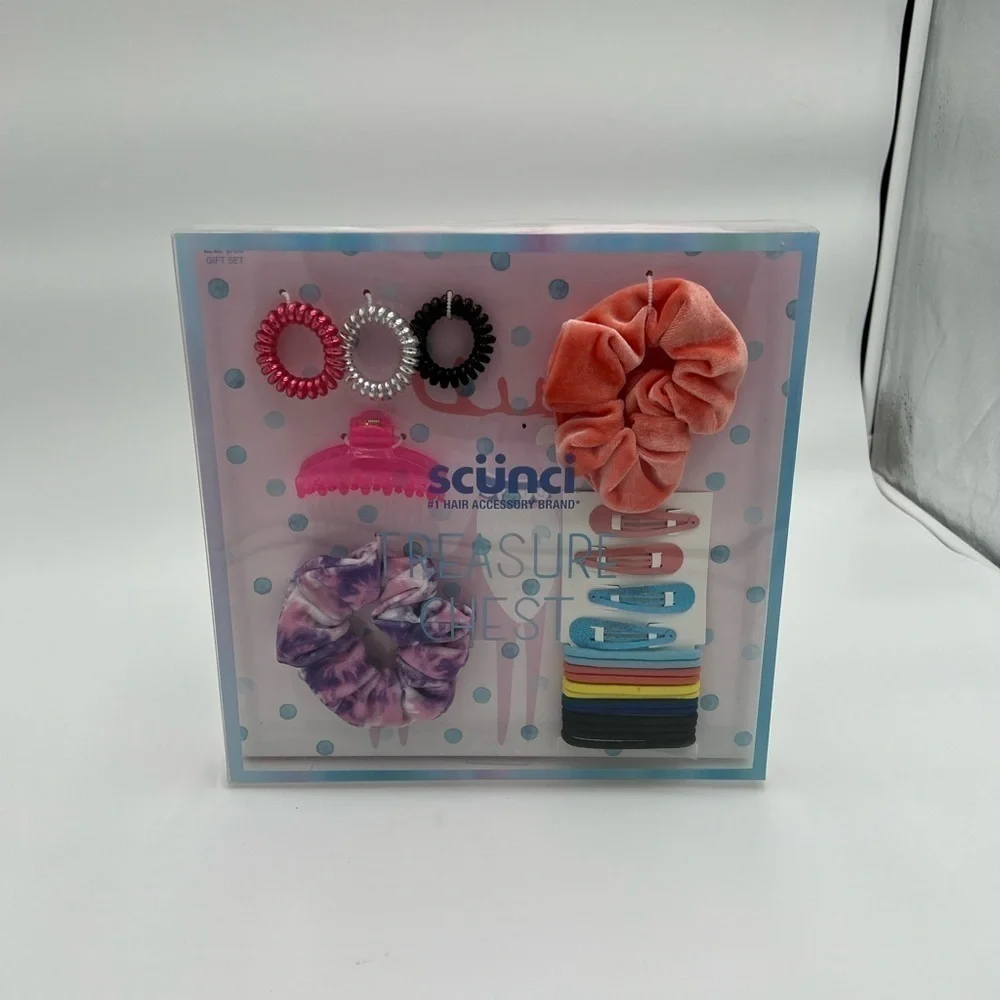 Scunci # 1 Hair Accessory brand 22 pieces